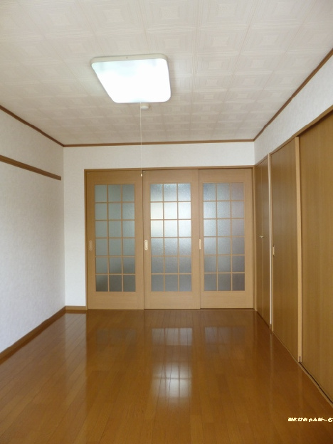 洋室1